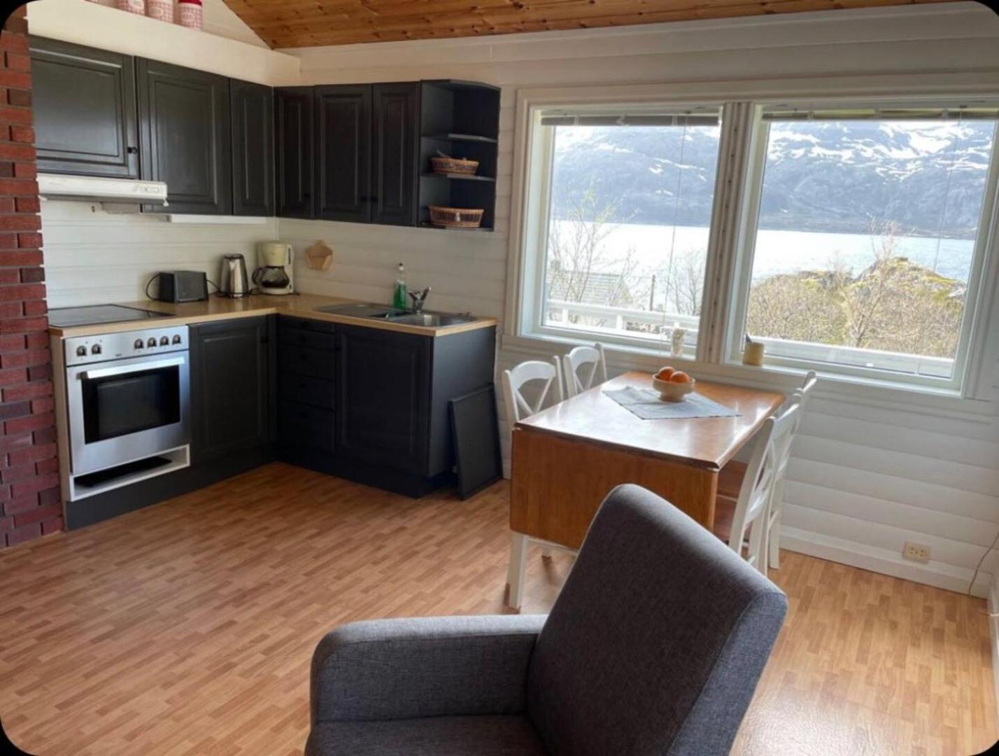 Vettinghytta, Close To The Sea With Amazing View. Gravdal (Vestvagoy) Exterior foto